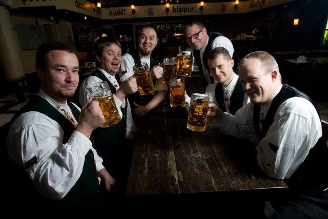 Bavaria on erikoistunut saksalaistyyliseen olutravintolamusiikkiin. Keväällä 2008 perustettu yhtye on saanut vakituisen soittopaikan Helsingin Rymy-Eetussa, jossa se nähdään Oktoberfestien aikana keskiviikkoina 8.10, ja 15.10. sekä torstaina 30.10.