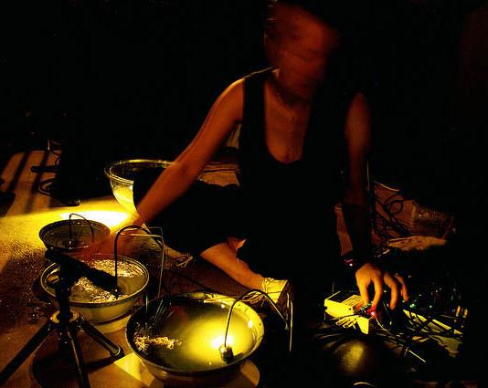 Kokeellista musiikkia Flow’n Voimalassa: Evan Parker, Tomoko Sauvage ja Monopoly Child Star Searchers…