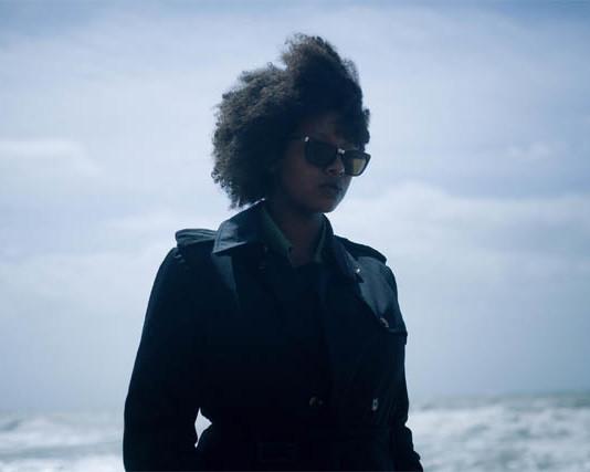 Show & Dinner: Mirel Wagner Savoy-teatterissa lauantaina