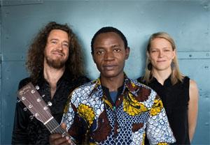 Trio Ashimba Semifinalissa 19.11.2014