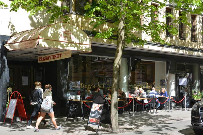 Tony’s deli lopettaa ja järjestää myyjäiset