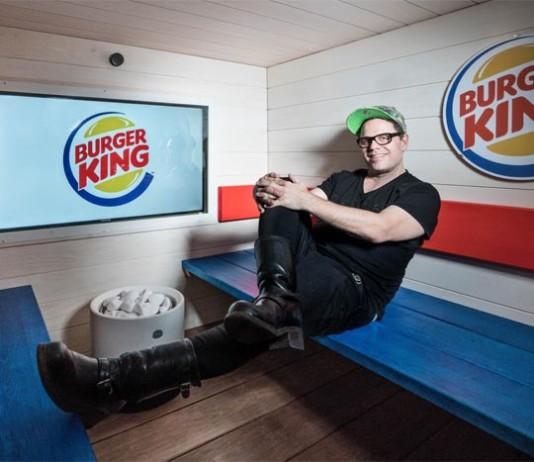 Sauna Helsingin keskustassa: Burger Kingin pikaruokasaunassa olut kera hampurilaisen