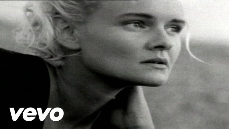 KE 4.5. | Eva Dahlgren ainutlaatuisessa klubi-illassa The Circuksessa