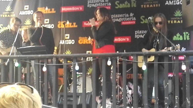 Santa Fe:n LIVE-terassilla koko kesän musiikkia ja herkkuja