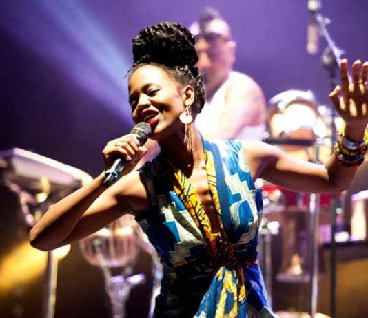 Helsingin juhlaviikot: Huvilateltan ohjelma 14.-30.8.2016