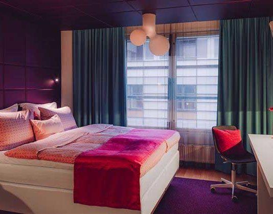 Radisson Blu on lokakuussa pinkki