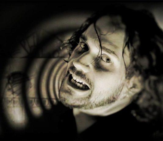 LA 14.1. | Akseli Hiltunen sekä Alex ja Armottomat Lavaklubilla