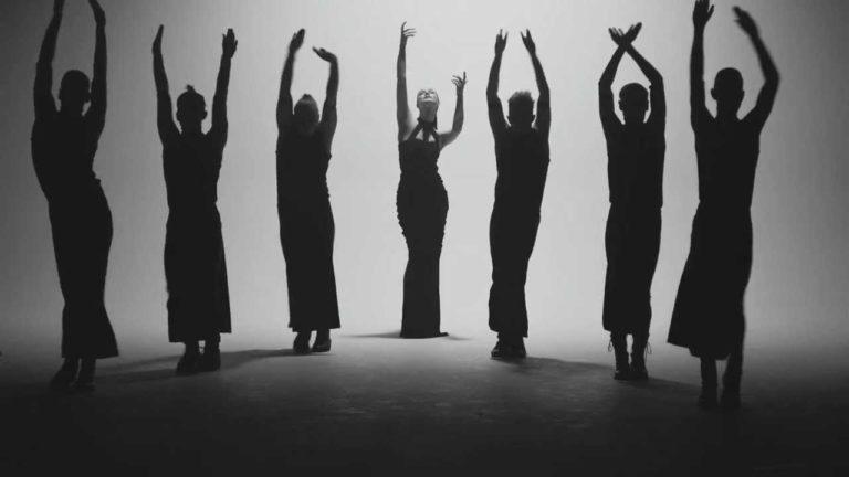 LA-SU 29.-30.4. | Jenni Vartiainen Tavastia-klubilla (LOPPUUNVARATTU)