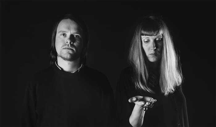 KE 12.7. | Live G Labin lavalla Burning Hearts ja White Balance