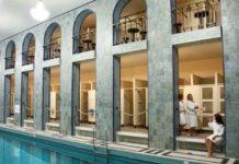 Yrjönkadun uimahallissa on roomalaisen kylpylän tunnelmaa