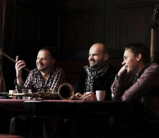 PE 6.7. | Koko Jazz Club puistossa