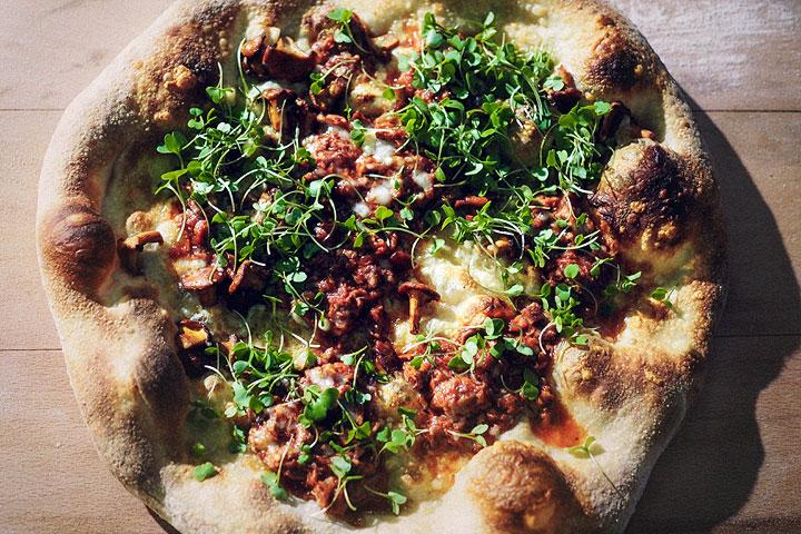 Fat Lizardin pizzat toivat pokaalin Italiasta – Aidossa puu-uunissa valmistettua pizzaa ja käsityöläisoluita