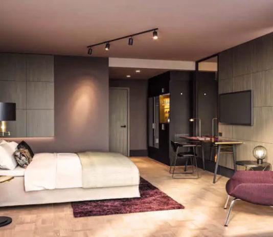 Signature-hotelli Marski tapahtumien keskipisteessä hurmaa suomalaisilla kummallisuuksilla Marski by Scandic – Hotelli Helsingin keskustassa