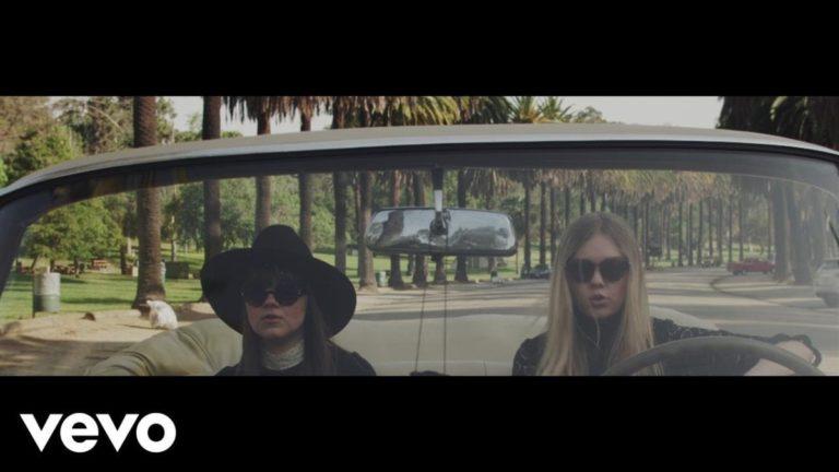 TO 24.1. | Folk-duo First Aid Kit Helsingin jäähallissa