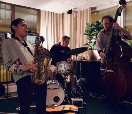 PE 13.3. | Papa Albert Jazz Club: Lassi Kouvon vieraana Jay Kortehisto ja Tuure Koski