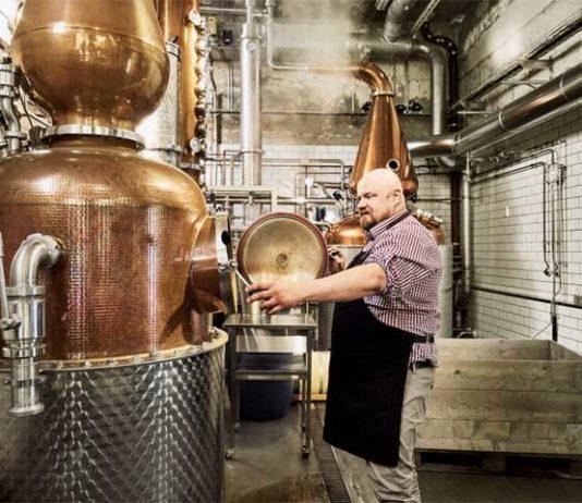 The Helsinki Distilling Company – Palkittu tislaajamestari kehitti nimikkojuomaperheen