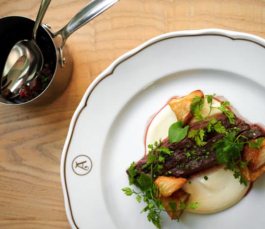 Finnjävel Aistit yhdistää ruuan ja taiteen illalliseksi Finnjävel Aistit -viikolla tarjotaan herkkuja kaikille aisteille