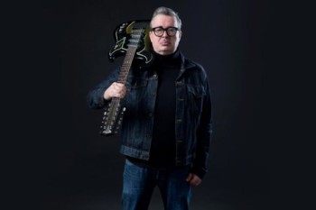 Pekka Laine & The Enchanted (levynjulkkarit) + Tinyhawk & Bizzarro