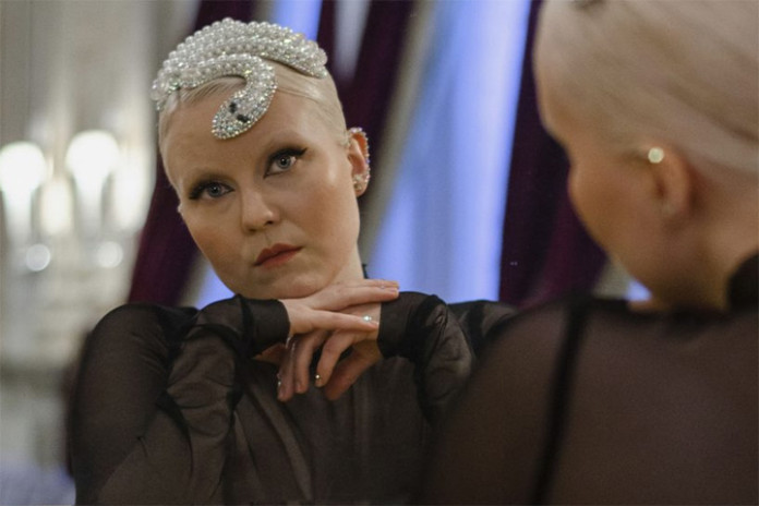 F juhlistaa 30v-synttäreitään kevätkiertueella