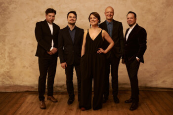 Emma Salokoski & Ilmiliekki Quartet: Joulu, joulu, jul