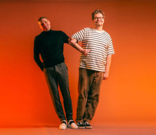 Stand up Helsinki – Kevään 2026 kohokohdat Stand up keikat Helsinki Heikki Vilja ja Mikko Vaismaa pitävät tuplasti hauskempaa syksyllä 2024.