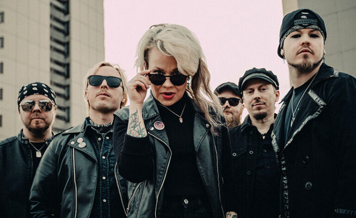 Aino & Hajonneet (levyjulkkarit), Saa Kiljua, Likaiset Pikkarit