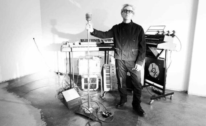 L'appel Du Vide esittää: Dada Pogrom (ISL), Lola Kumtus, Germ_