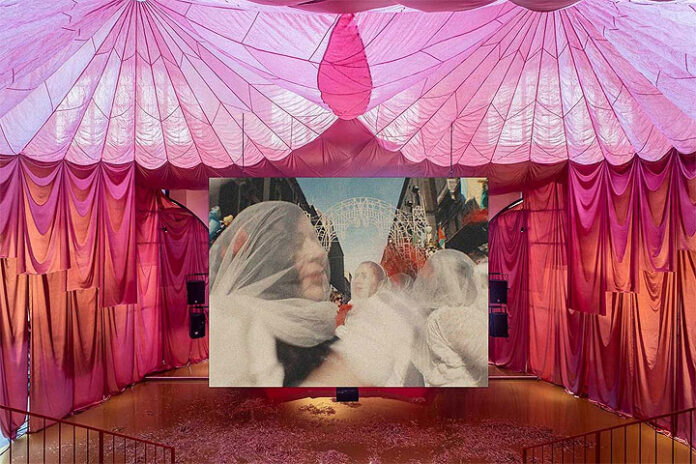 Kiasman näyttelyt 2025: Pauline Curnier Jardin, Fat to Ashes.