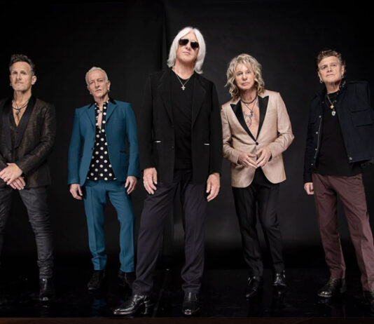 Hard rock -legenda Def Leppard Suomeen ensi kesänä Veikkaus Arenan konsertissa Def Leppard kesällä 2026