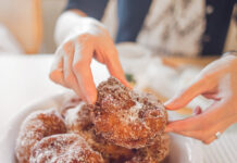 Tampereen parhaat munkit ja munkkimatkailua Pirkanmaan kahviloissa Vehoniemen automuseon munkit. Kuva: Laura Vanzo, Visit Tampere.