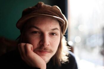 HUURRE LIVE: Lassi Valtonen Soolo