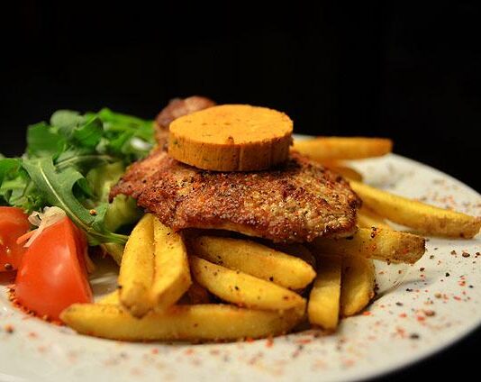 Ohranjyvä pistää kesäisesti kanakepapiksi ja kuusenkerkkälimppariksi