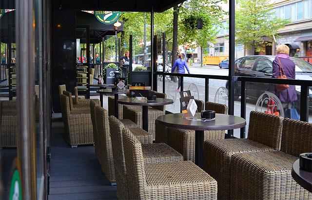 Teerenpeli Tease -burleski show lauantaina