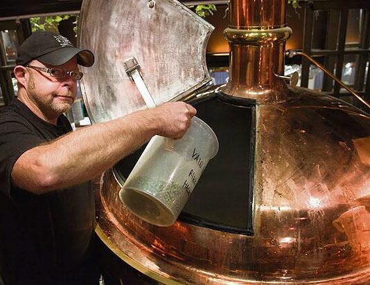 Panimoravintola Plevnassa hurjat 20-vuotisfestit koko vuoden 2014