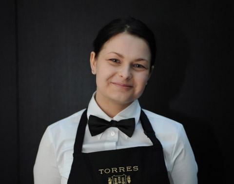 C:n Vilma Suuntala on Vuoden Tarjoilija 2014 -semifinalisti