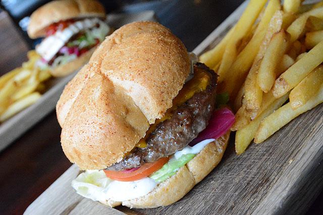 Kangasalan ja Nokian ravintolat: Pepperin Burgerviikot 21.2.-9.3.