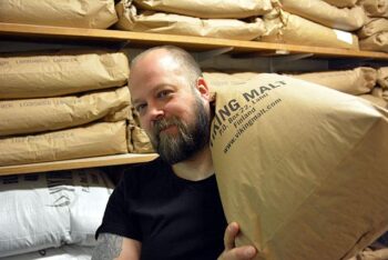 Pyynikin käsityöläispanimon Panimomestari Pere.