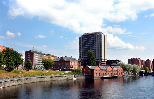 Rentoihin ravintoloihin viehtynyt Hans Välimäki avaa jo kolmannen ravintolansa Tampereelle
