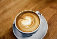 Viinimestari Elisa Närhen suosikkikahvilat Tampereella