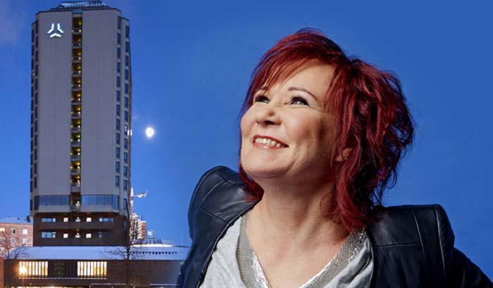 Iloinen itsenäisyys Ilveksessä: Jean Sibelius ja kotimaiset huippunimet