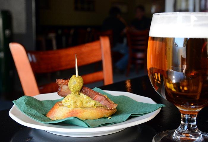 Pintxo-kierroksen voi aloittaa jo Kalevasta: Gastropub Kalevan annos esittäytyy