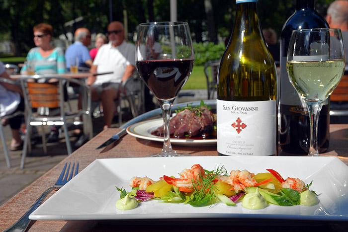 Finlaysonin Palatsissa maistuvat italialaiset viinierikoisuudet ja uusi kausimenu