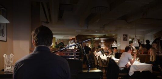 Pianomusiikkia livenä Ravintola Astorissa viikonloppuisin