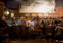 Plevnan maltaiset pikkujoulut: Olutmaistelu avaa ovet Sam Viitaniemen oluiden maailmaan