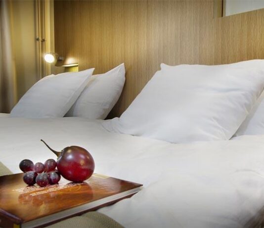 Maaliskuun synttärivinkki: Maaliskuussa huone edullisesti Ilveksessä ja pienimuotoinen kylpyläloma