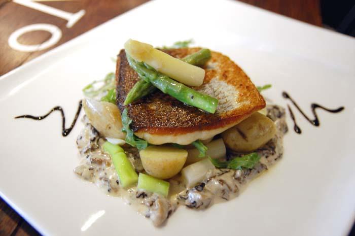 Keväiset parsaviikot ravintola Trattoriassa 31.5.2016 asti