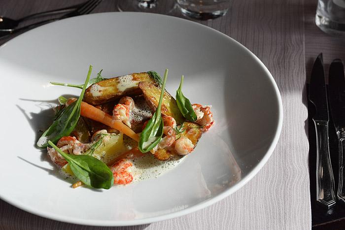 Masuuni tykittää juhlamenua ja parsaisia nautintoja