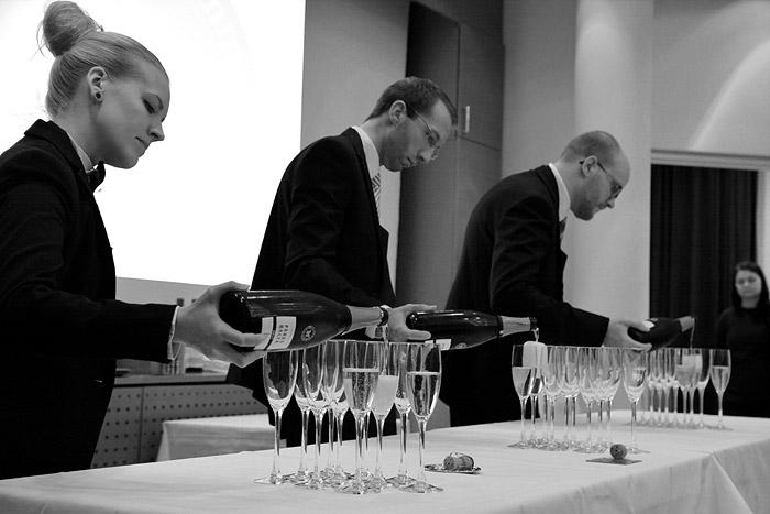 Huberin Kirsi Seppänen nappasi hopeaa Suomen Paras Sommelier 2016 -mittelössä