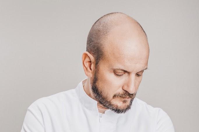 Hans Välimäki kokkaa illallisen Hellassa & Huoneessa Tampereella 1.4.2017