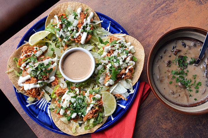 Living Roomin lounas muuttui meksikolaiseksi – tacoja, nachoja ja meksikolaisia subeja